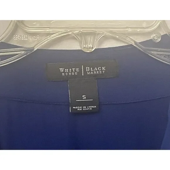 White House Black Market Women Blue Sleeveless Ruffle Top - Picture 2 of 3